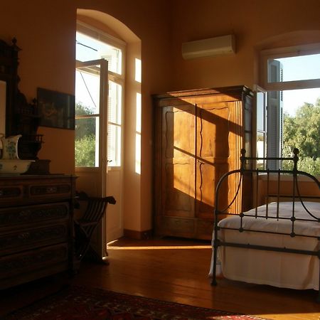 Aristocratic 19Th Century Neo Classical Mansion With Private Pool Finikas  Exterior foto
